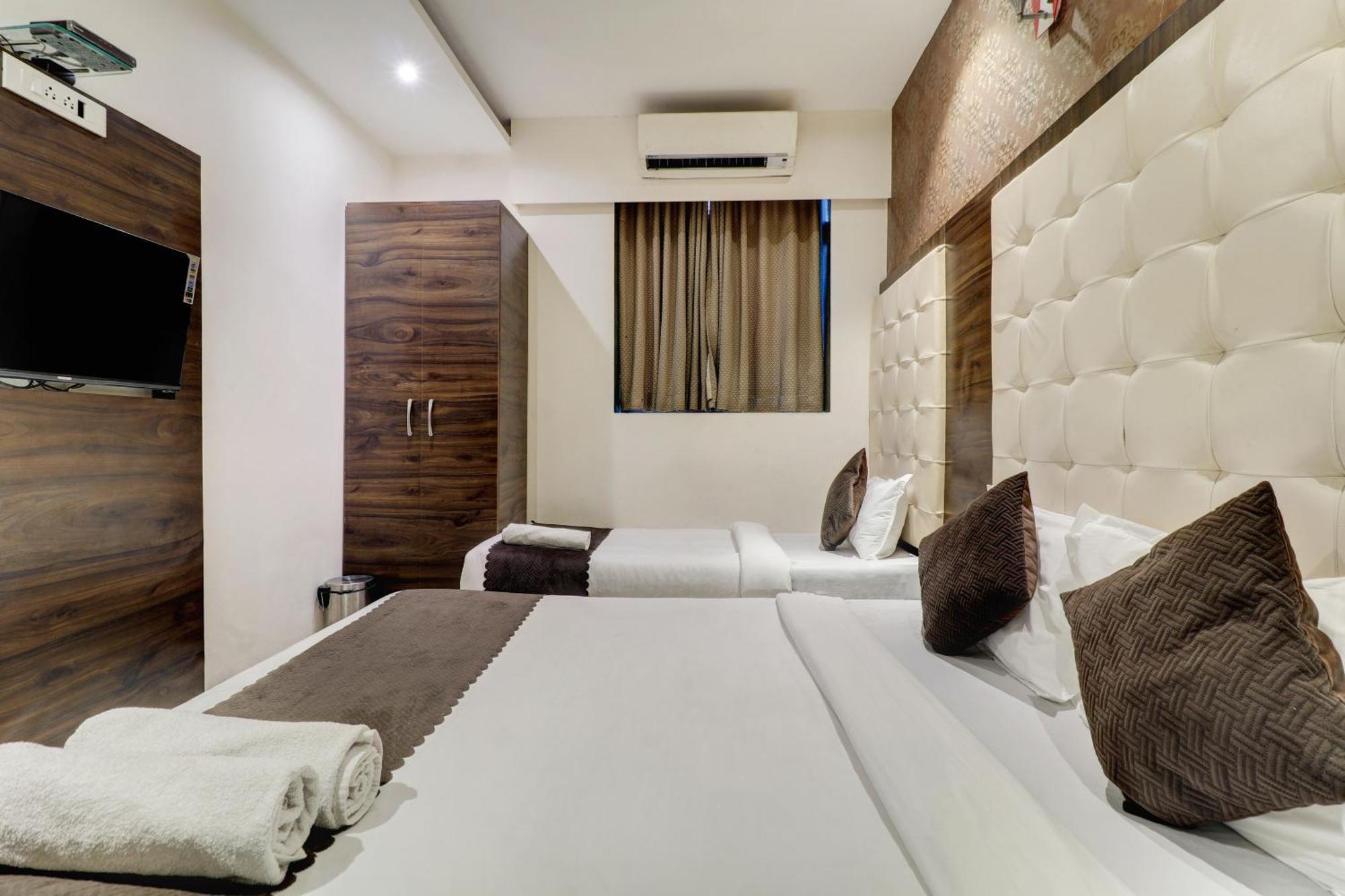 מומביי Hotel A. K. International - Fort מראה חיצוני תמונה