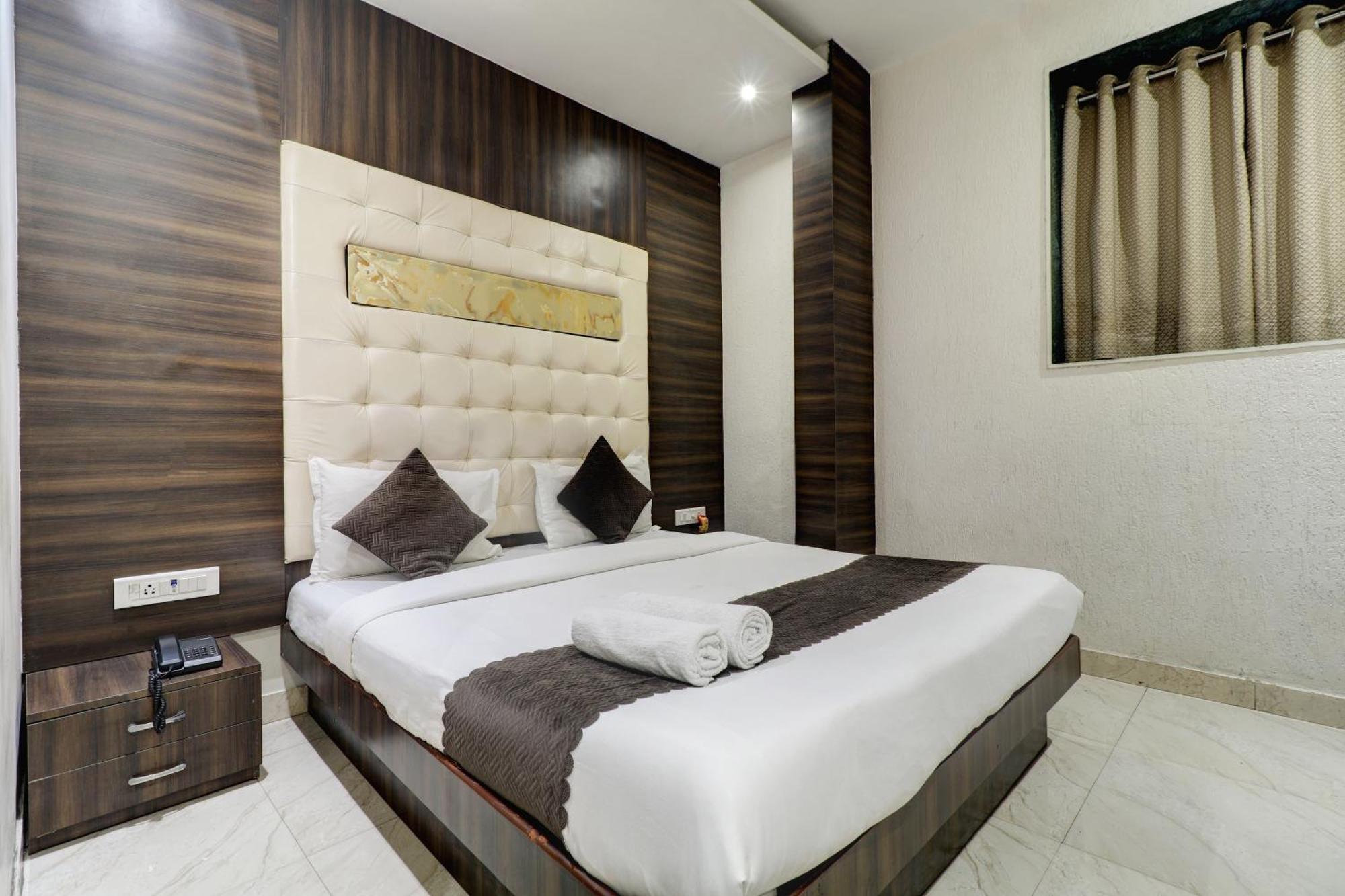 מומביי Hotel A. K. International - Fort מראה חיצוני תמונה