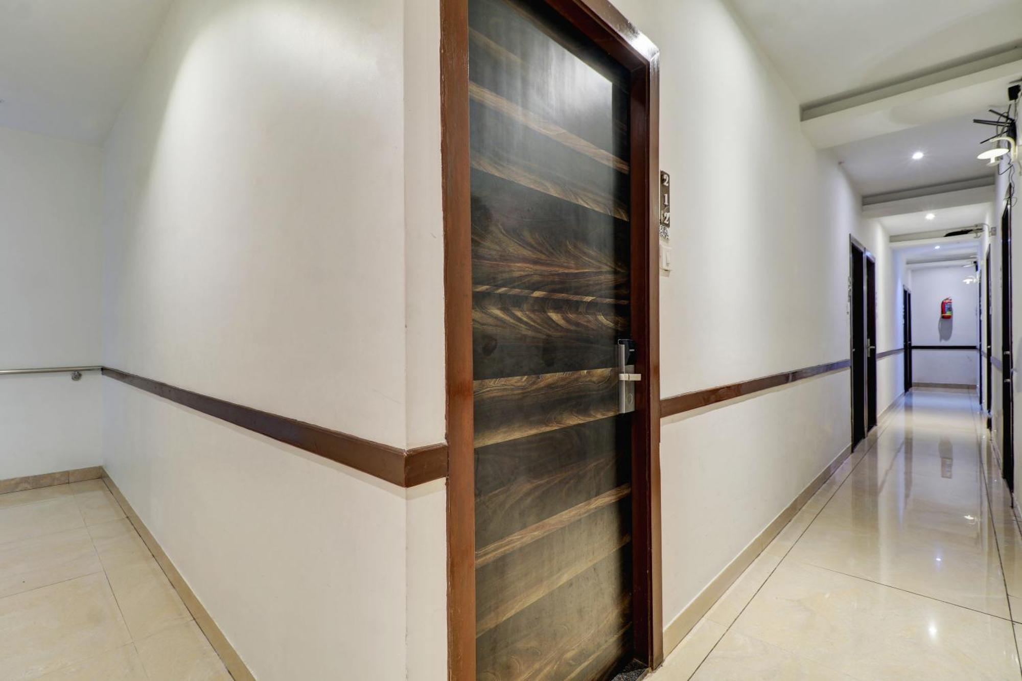 מומביי Hotel A. K. International - Fort מראה חיצוני תמונה
